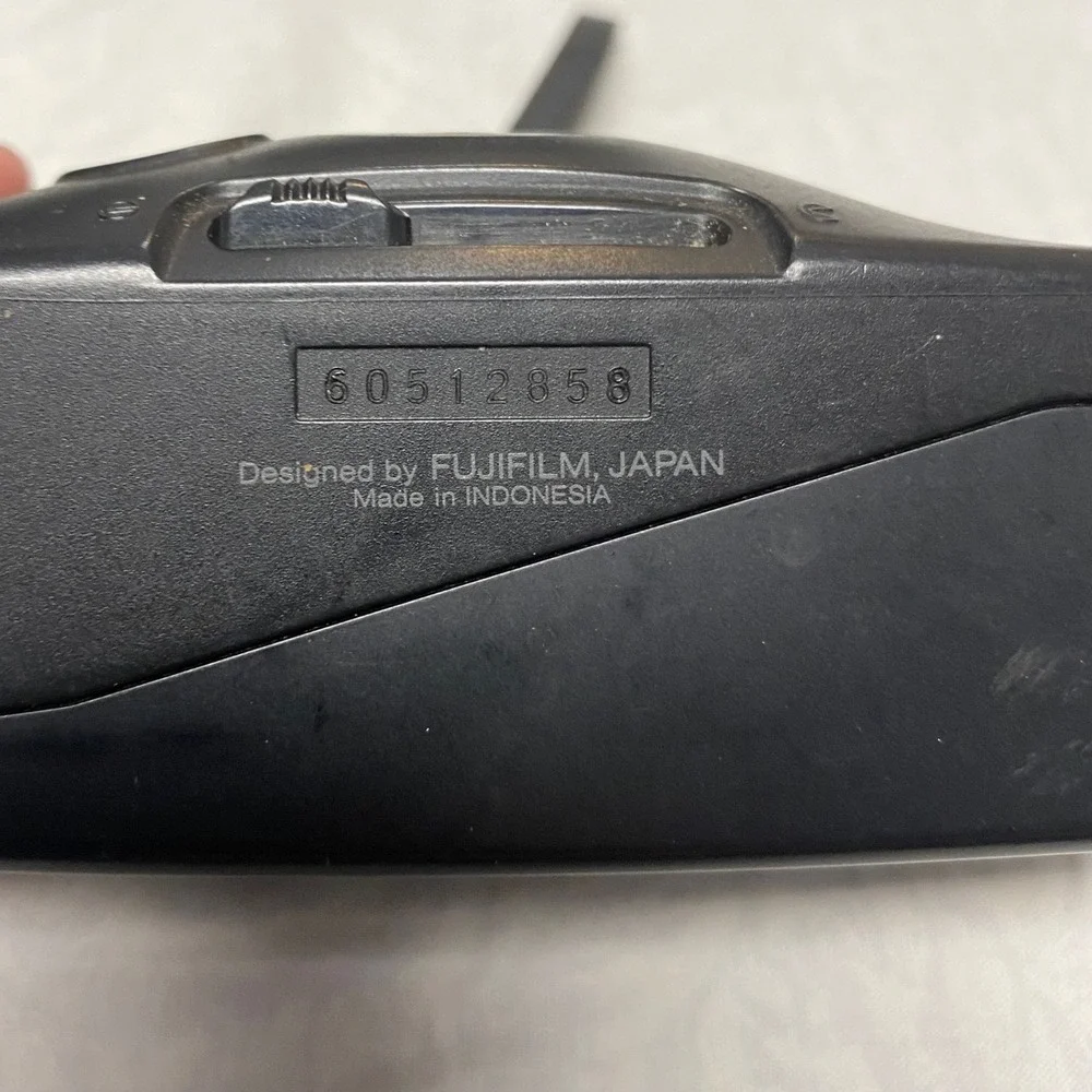 Fuji DL-25 Plus‎ 35mm Point & Shoot Film Camera Tested Flash Works Motor Runs